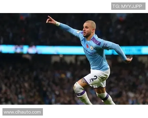 足球场上的英俊风采：顶级球星帅气瞬间剪辑素材合集